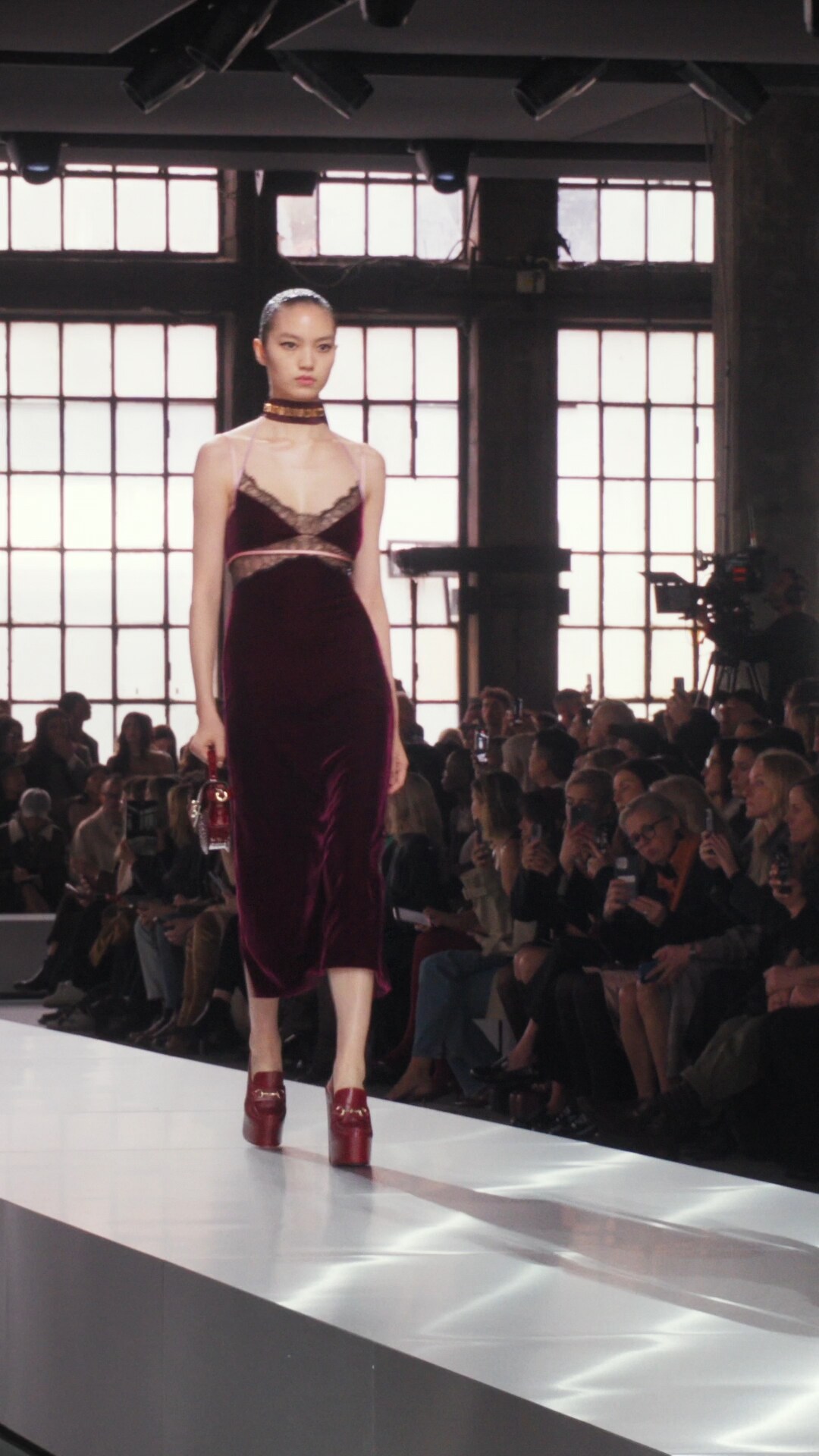 GUCCI Fashion Show Gallery | Women's Fall Winter 2024 | GUCCI®