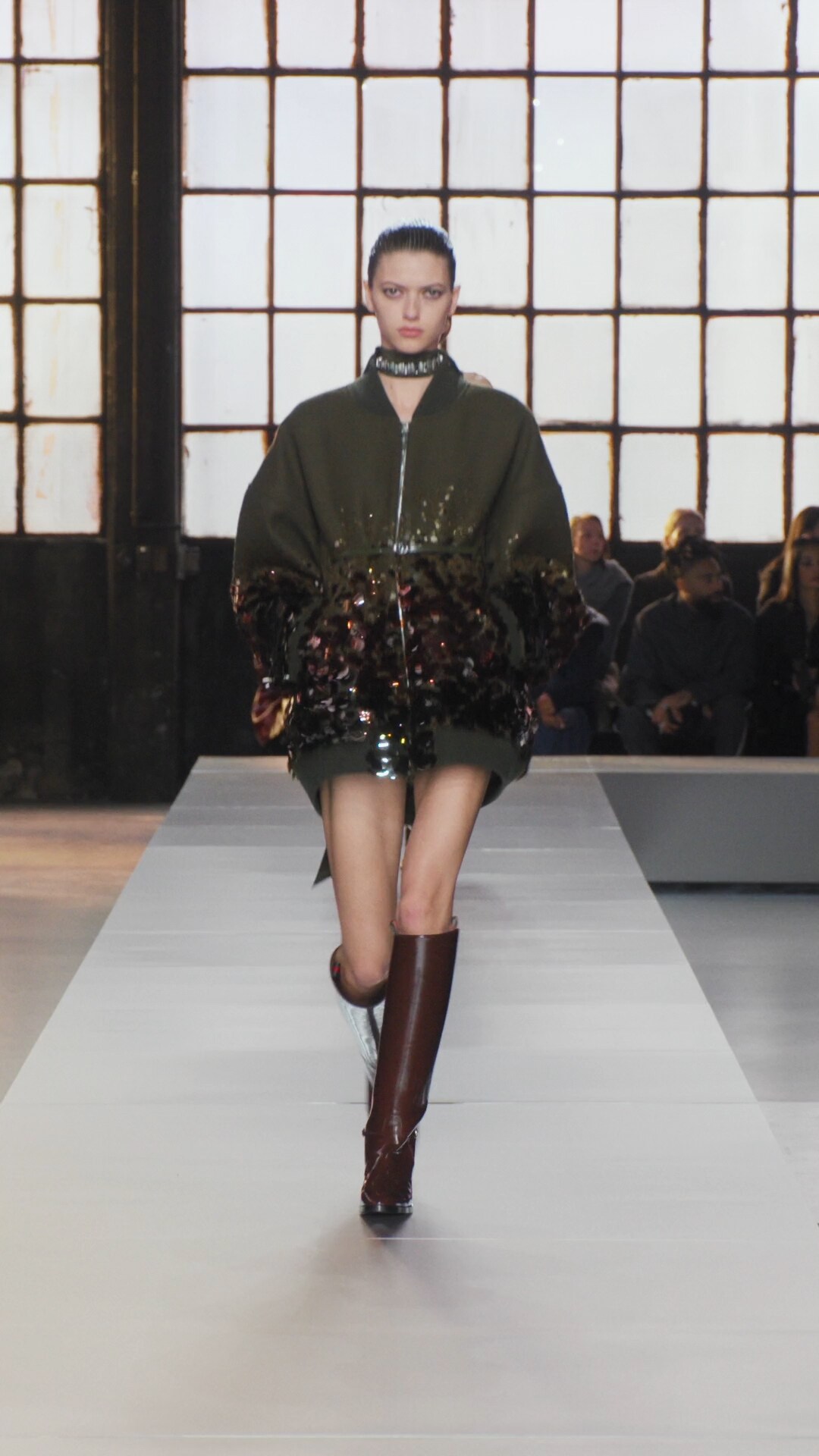 GUCCI Fashion Show Gallery | Women's Fall Winter 2024 | GUCCI®